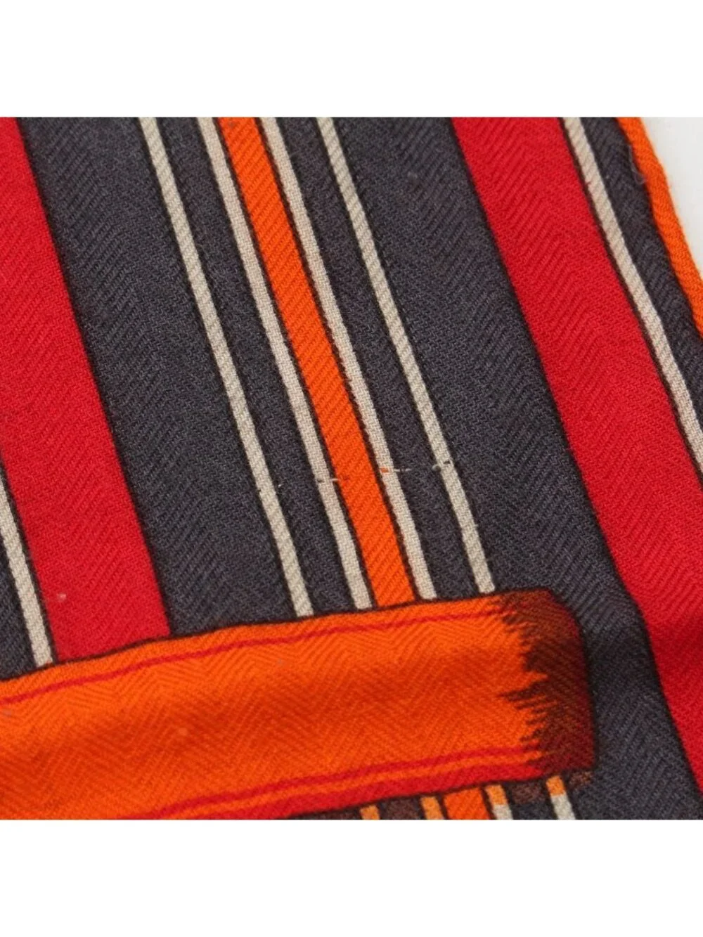 Hermes Carre Geant Couvertures Et Tenues de Jour Horsewear Cashmere Silk Scarf